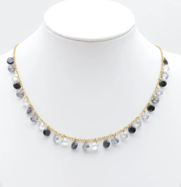 Collier fin bleu