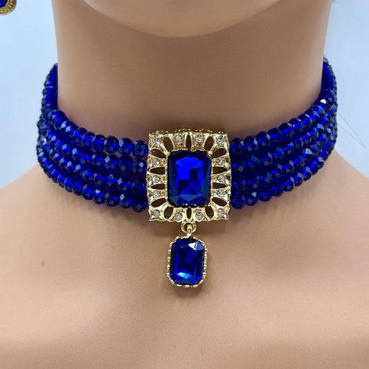 Parure ras du cou bleu