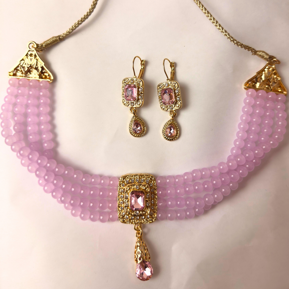 Parure ras du cou rose poudré