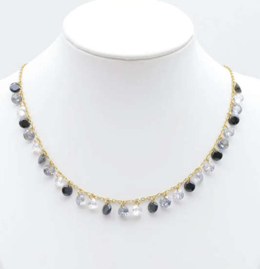 Collier fin bleu